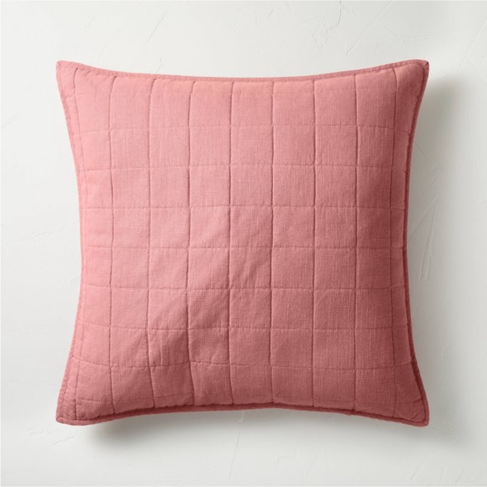 New Casaluna Euro Pillow Sham Heavyweight Linen Blend Quilt in Rose Pink